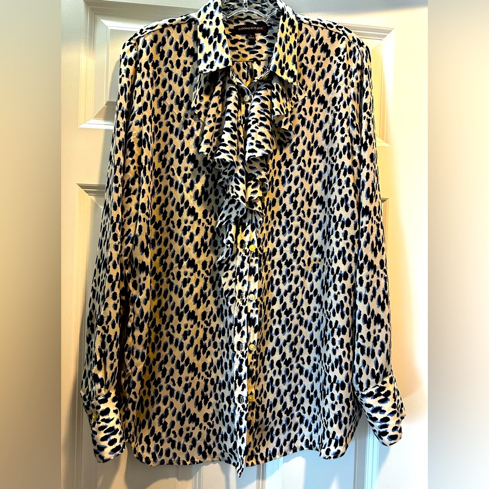 Women’s blouse